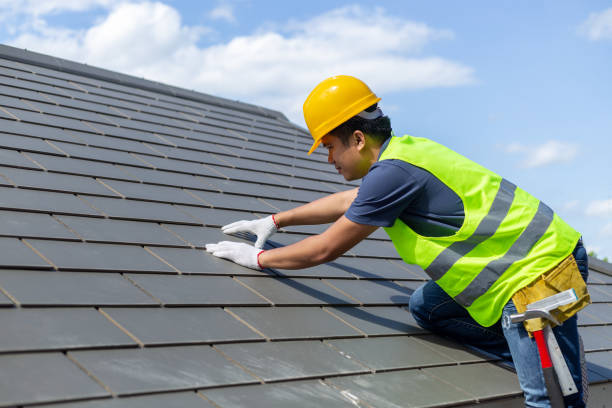 Roof Gutter Cleaning in River Heights, UT